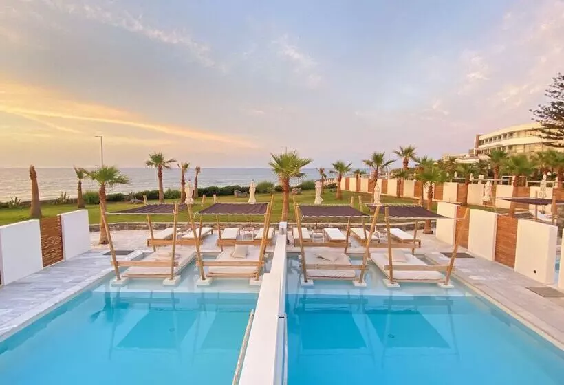 اتاق استاندارد با چشمانداز دریا, The Island Hotel Adults Only