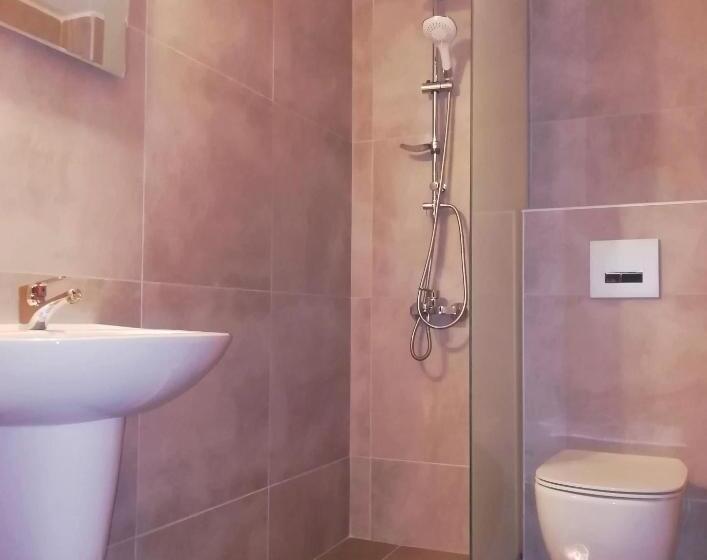 スタンダードスタジオ, Thisvi