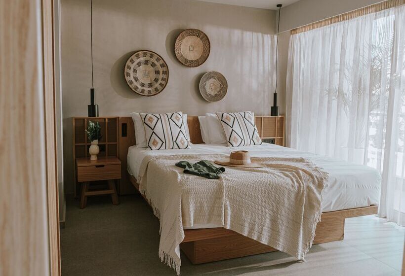 Номер Стандарт Боковой Вид на Море, Unique Blue! Resort And Villas Adults Only
