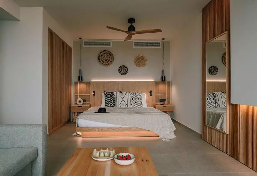 サイドシービュースーペリアールーム, Unique Blue! Resort And Villas Adults Only