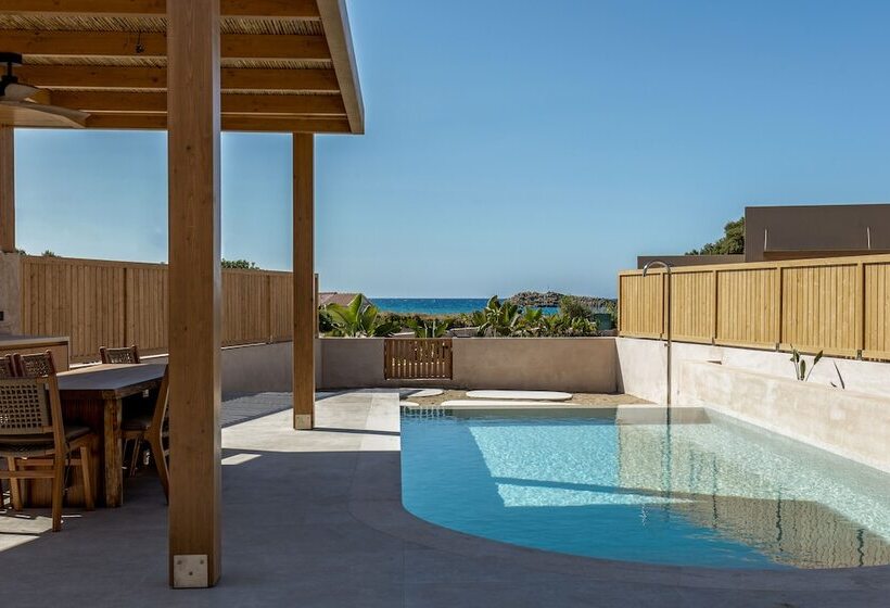 Люкс с Бассейном, Unique Blue! Resort And Villas Adults Only
