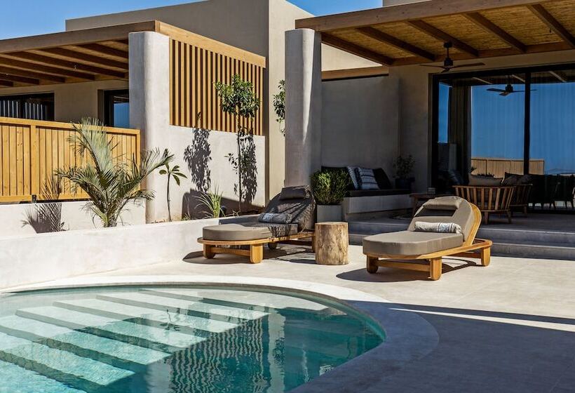 סוויטה עם בריכה, Unique Blue! Resort And Villas Adults Only