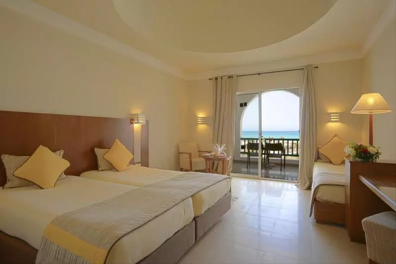 بانگلوی استاندارد با چشم‌انداز دریا, Vincci Helios Beach