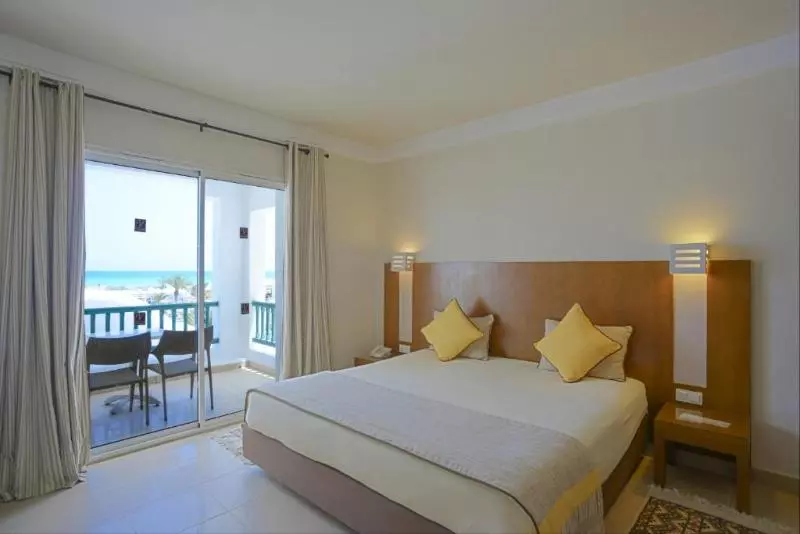 سوییت جونیور, Vincci Helios Beach