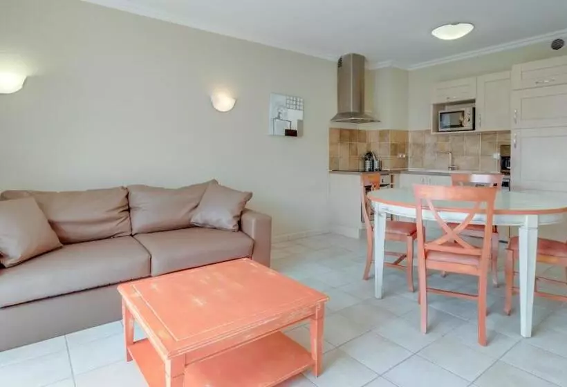 ３ベッドルームアパートメント, Vacanceole – Le Domaine De Camiole