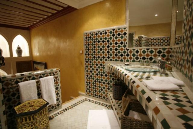 اتاق سوپریور, Riad Moullaoud