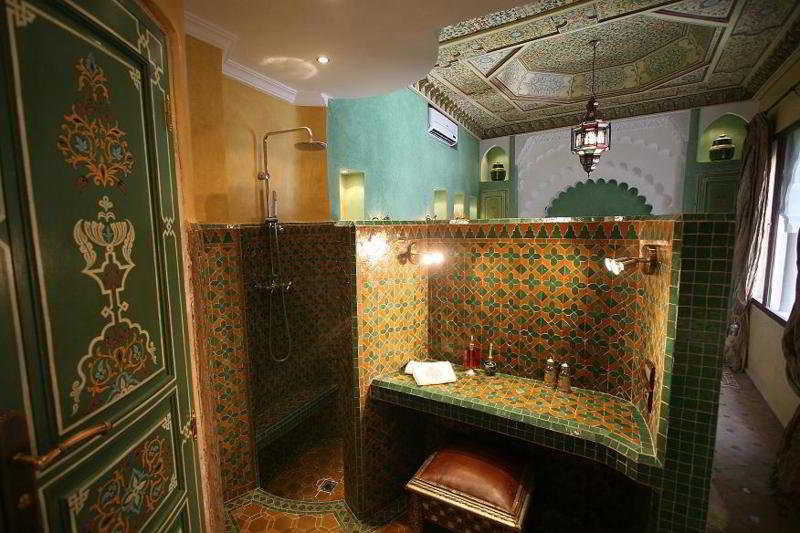 سوییت جونیور, Riad Moullaoud