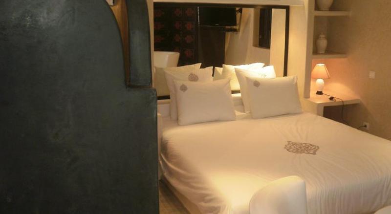 اتاق لوکس, Riad Moullaoud