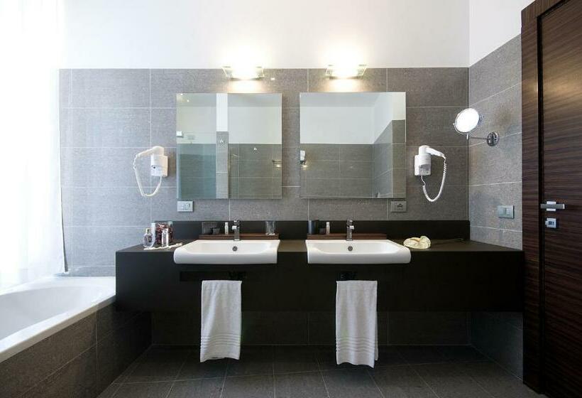 חדר סטנדרט לשלושה, Trevi Collection Hotel   Gruppo Trevi Hotels