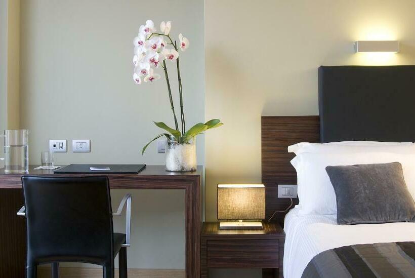 חדר סטנדרט לשלושה, Trevi Collection Hotel   Gruppo Trevi Hotels