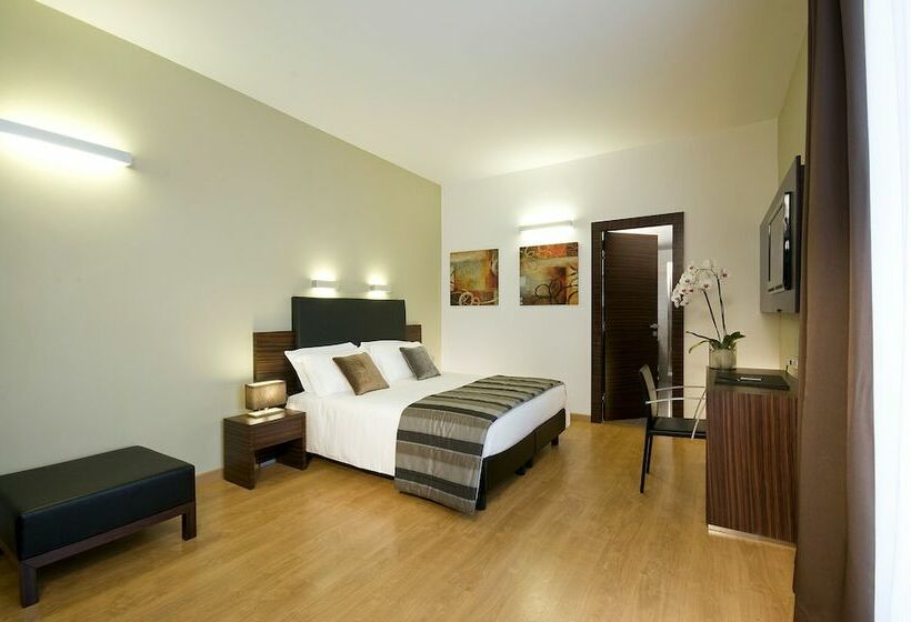 חדר סטנדרט לארבעה, Trevi Collection Hotel   Gruppo Trevi Hotels