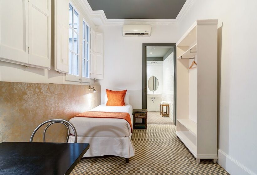 Номер Стандарт Индивидуальный, Casa Gracia Barcelona   Hostel