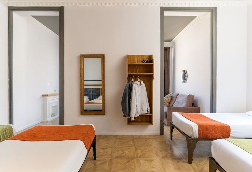 اتاق استاندارد چهار تخته, Casa Gracia Barcelona   Hostel