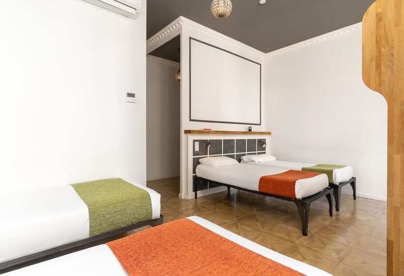 اتاق استاندارد چهار تخته, Casa Gracia Barcelona   Hostel