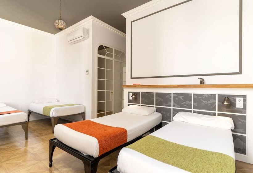 اتاق استاندارد چهار تخته, Casa Gracia Barcelona   Hostel