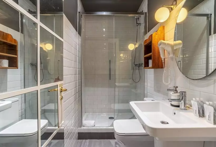 تختخواب در اتاق مشترک, Casa Gracia Barcelona   Hostel