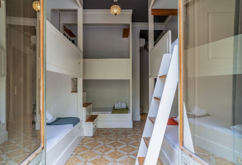 تختخواب در اتاق مشترک, Casa Gracia Barcelona   Hostel