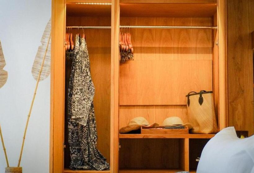 וילה עם חדר שינה אחד ובריכת שחיה, Annora Villas Seminyak