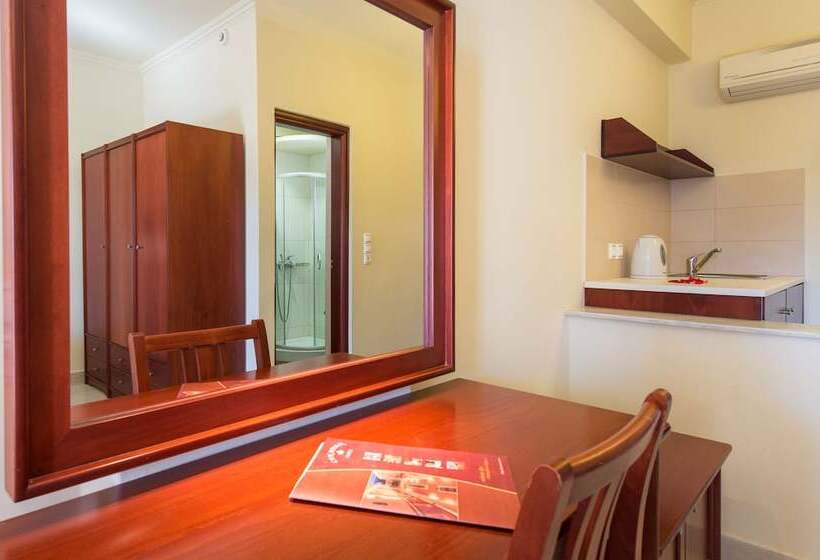 اتاق استاندارد, Canadian