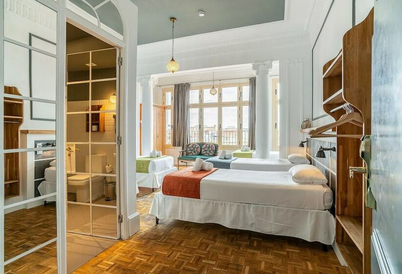 اتاق استاندارد چهار تخته, Casa Gracia Barcelona   Hostel