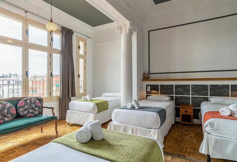 اتاق استاندارد چهار تخته, Casa Gracia Barcelona   Hostel