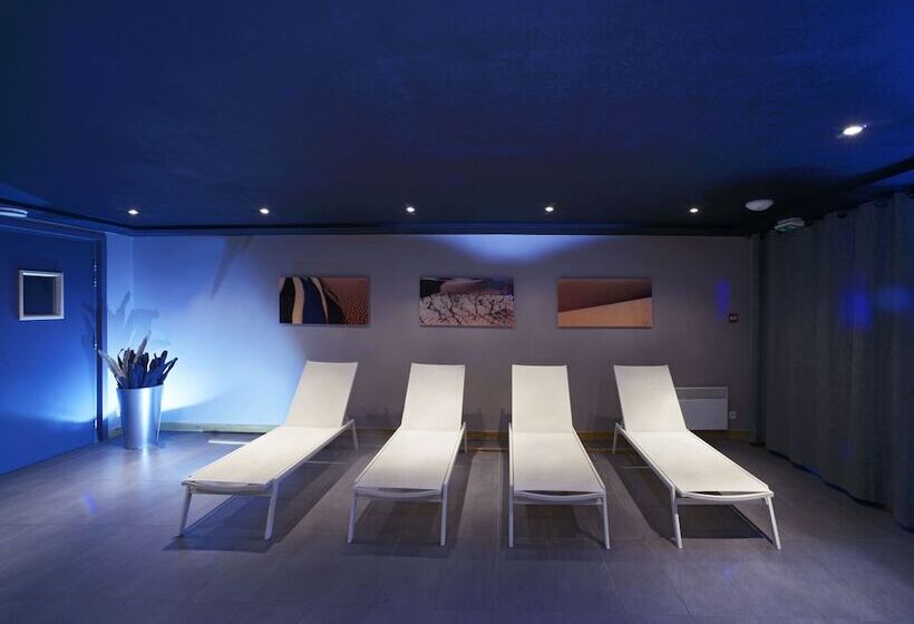 Апартаменты 3 Спальни, Cgh Résidences & Spas Les Chalets Du Soleil Contemporain