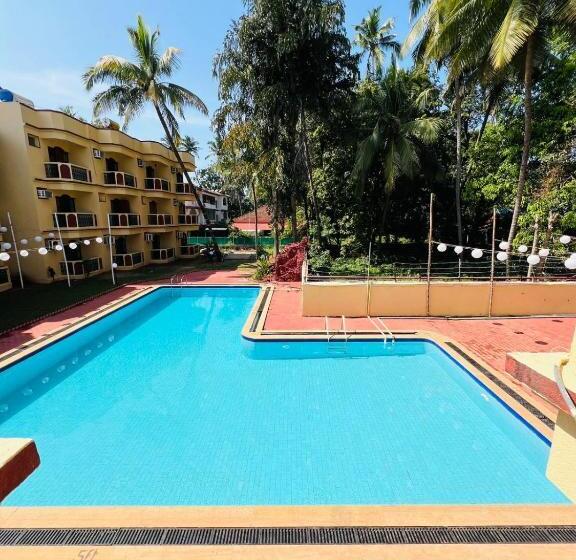 Standardrum Poolutsikt, Abalone Resort