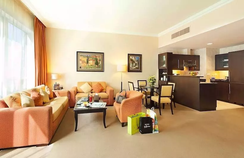 デラックススタジオ, Al Manzel Hotel Apartments