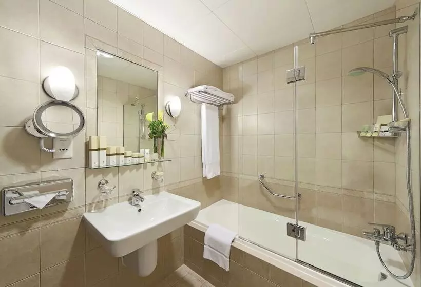 プレミアムスイート, Al Manzel Hotel Apartments