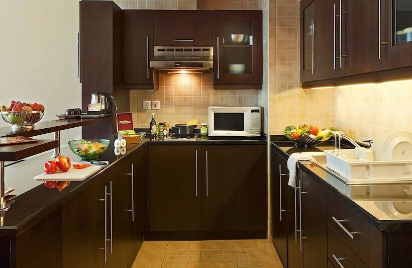 جناح بريميوم, Al Manzel Hotel Apartments