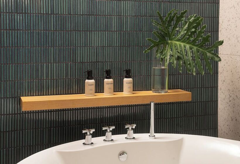 סוויטה, Amari Bangsaen