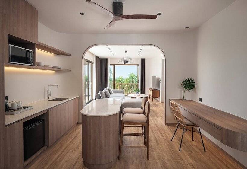 סוויטה, Amari Bangsaen