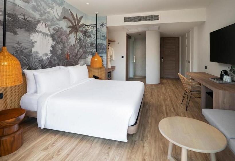 חדר דחוקס עם מיטת קינג, Amari Bangsaen