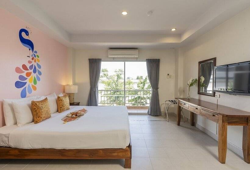 اتاق استاندارد سه نفره, Bella Villa Pattaya 3rd Road