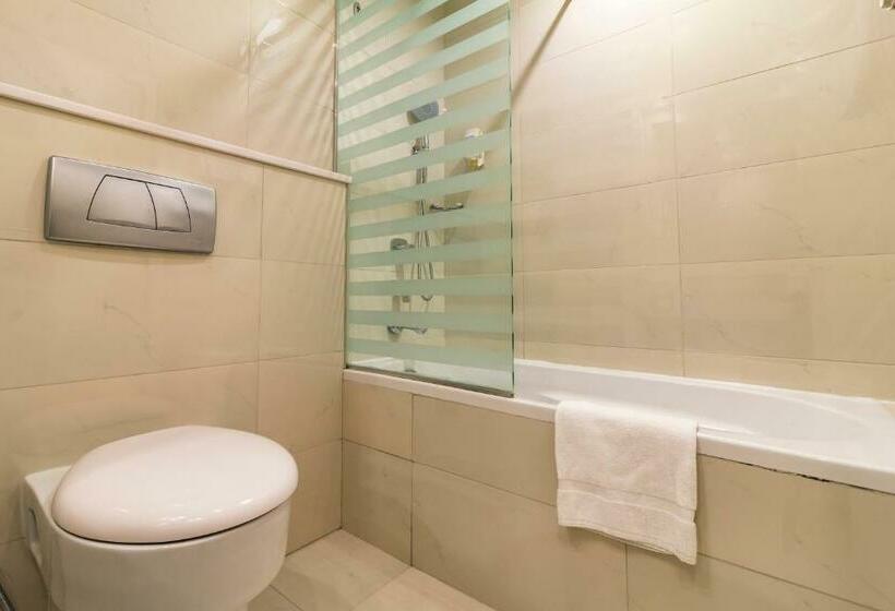 اتاق خانوادگی, Citymax Al Barsha At The Mall