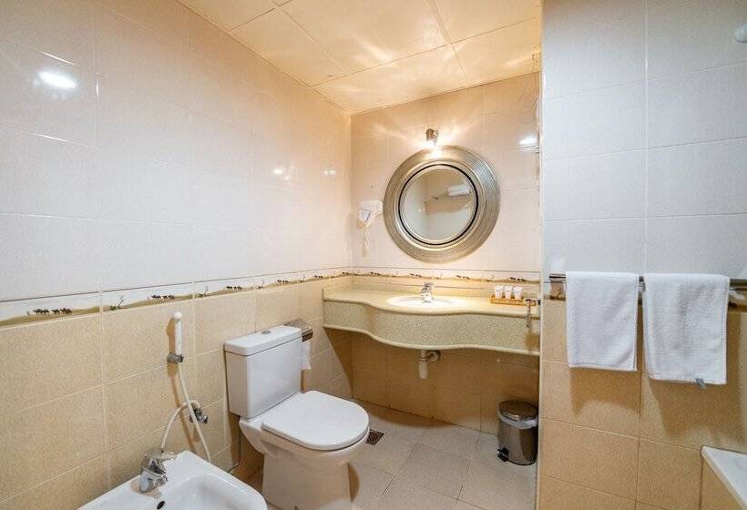 اتاق استاندارد, Crystal Plaza