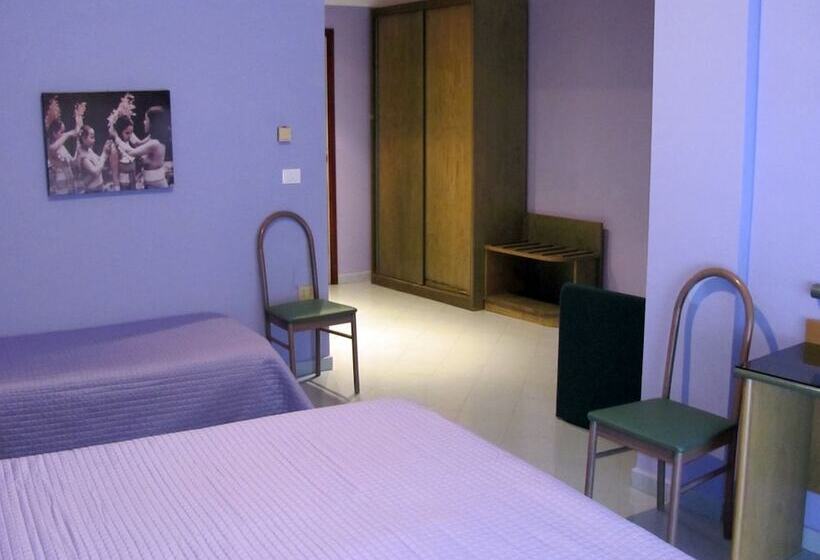 家庭房带园景, Dei Congressi