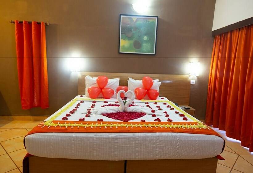 اتاق لوکس, Dudhsagar Spa Resort