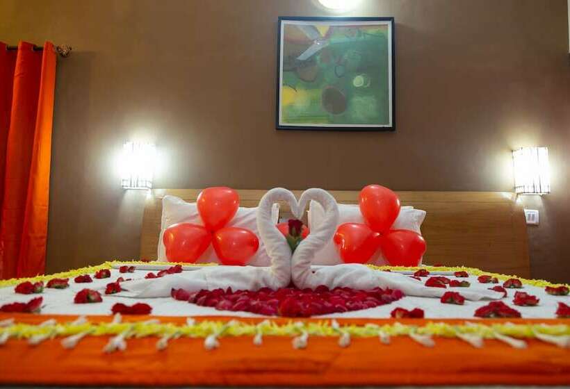 اتاق لوکس, Dudhsagar Spa Resort