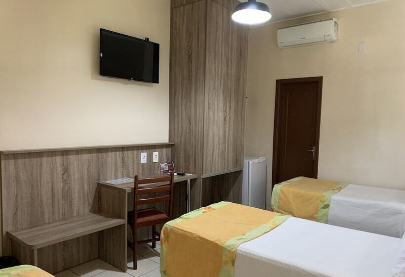 غرفة إدارية ثلاثية, Fazenda Mato Grosso