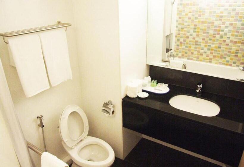 Президентский Люкс, Grand Tower Inn Sathorn