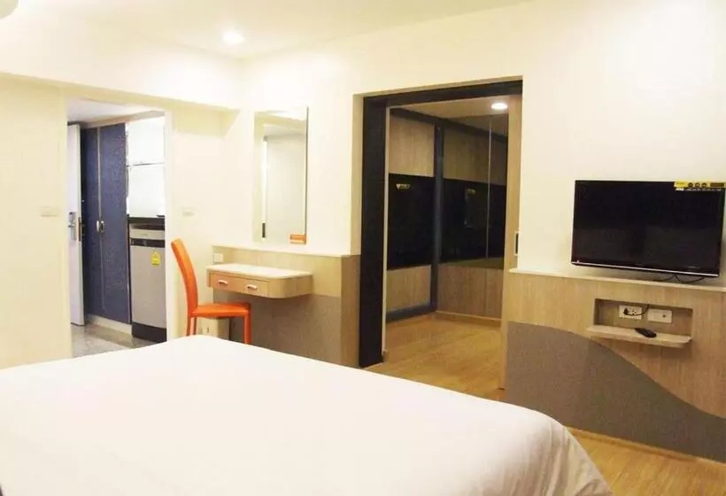 اتاق اجرایی سه نفره, Grand Tower Inn Sathorn