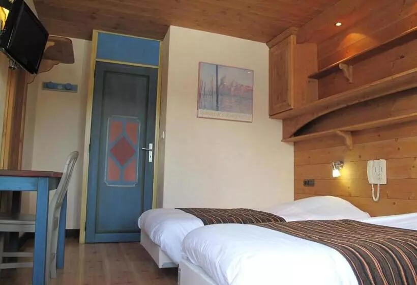 اتاق استاندارد با چشم‌انداز کوهستان, Hôtel La Vanoise