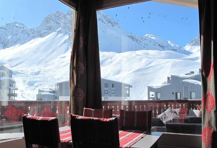 غرفة عائلية, Hôtel La Vanoise