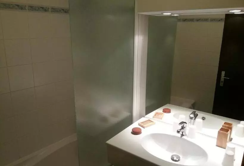 سوییت با چشم‌انداز کوه, Hôtel La Vanoise