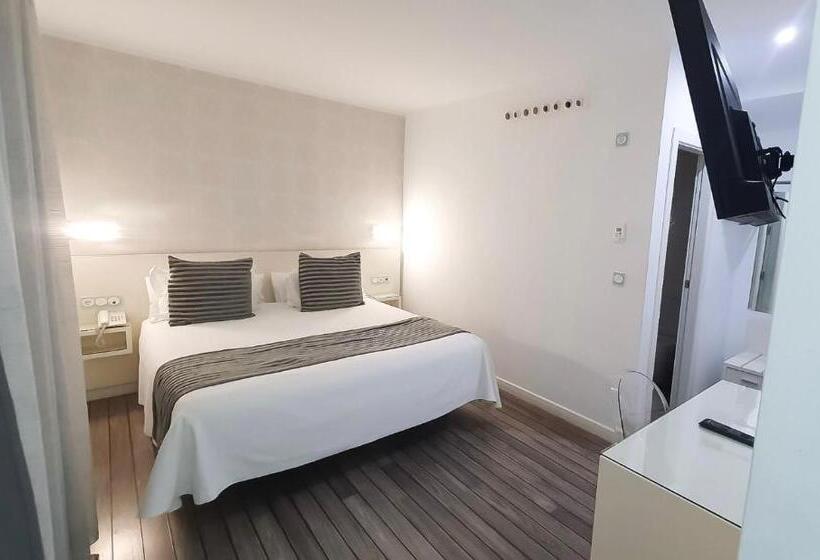 プレミアムルーム, La Boutique Puerta Osario