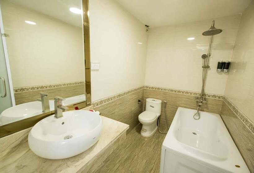 سوییت خانوادگی, Little Hanoi Deluxe