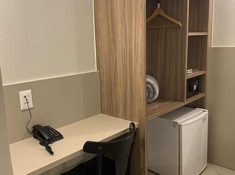 Номер Стандарт, Malibu Plaza