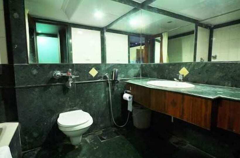 Habitación Deluxe, Maurya