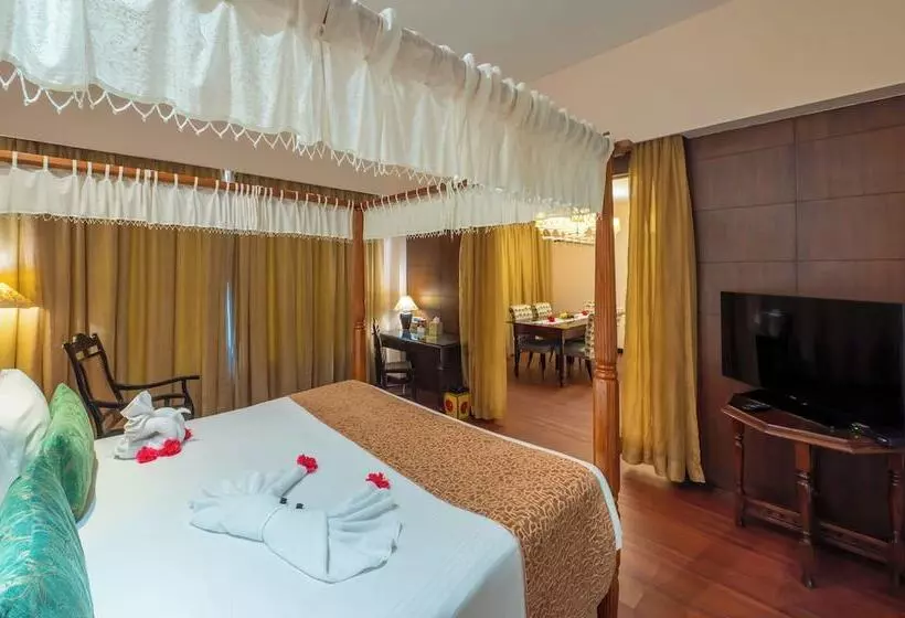 プレジデントスイートルーム, O Hotel Goa, Candolim Beach